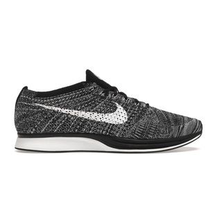 Nike Flyknit Racer - Oreo 2